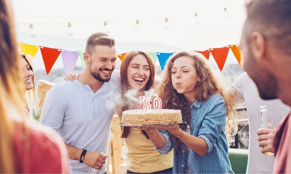 Ideen für den 30. Geburtstag: So planst Du eine Feier, die wirklich zu Dir passt